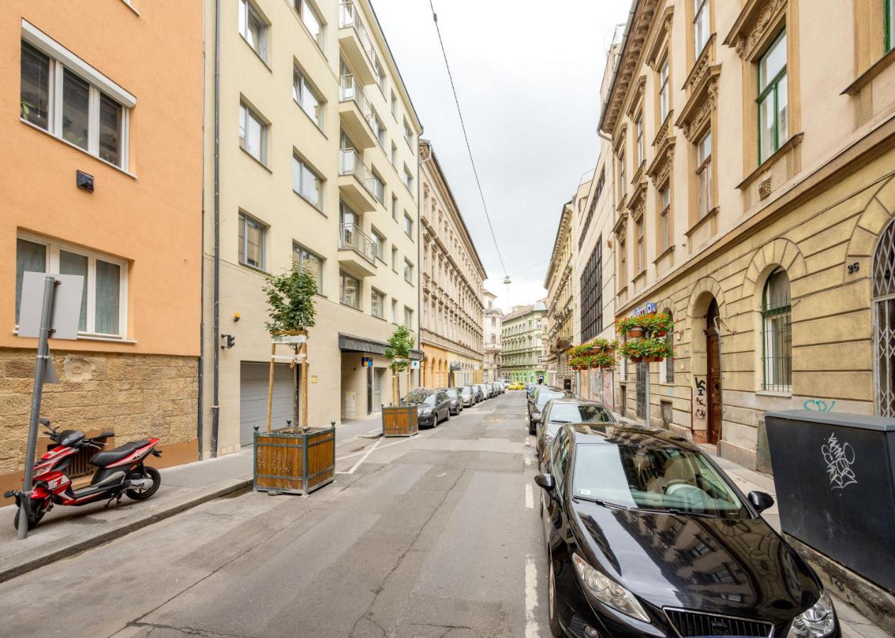 Feel Home Superior # Free Parking # Balcony # Ac Boedapest Buitenkant foto